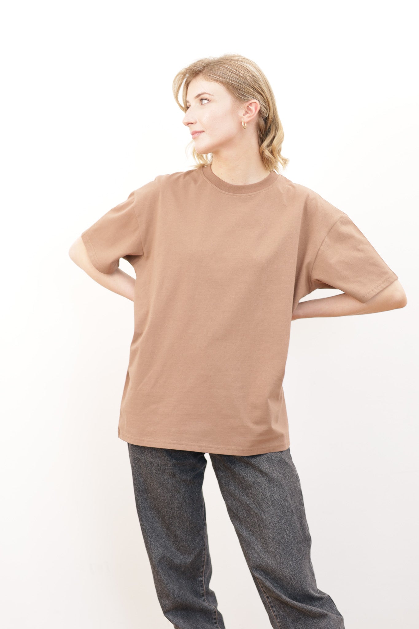 T-shirt john_caramel_05