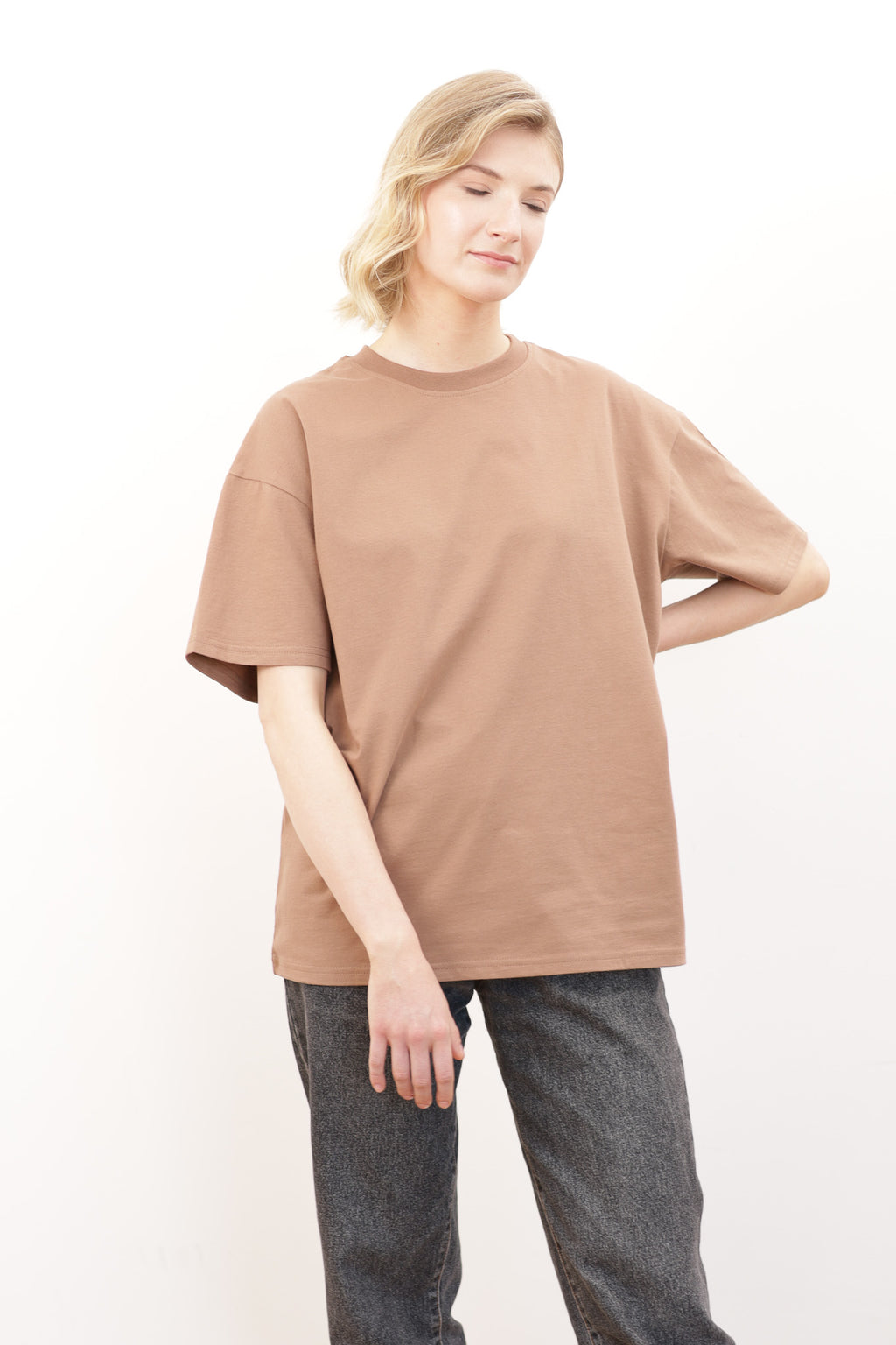 T-shirt john_caramel_05