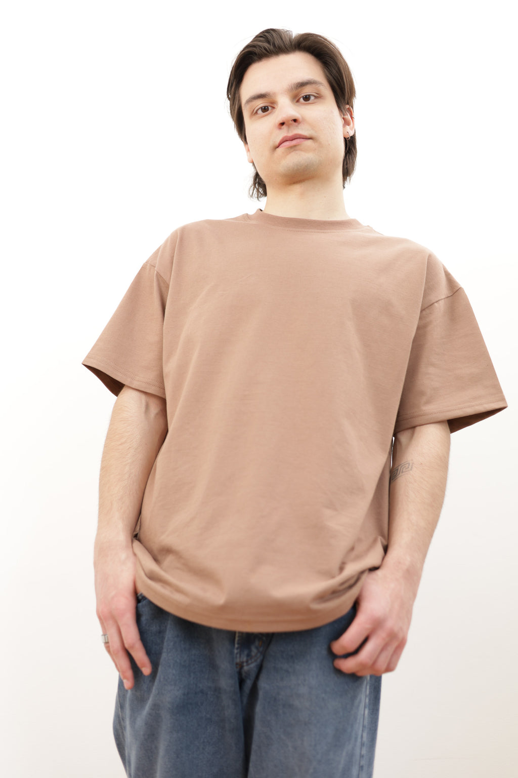 T-shirt john_caramel_04