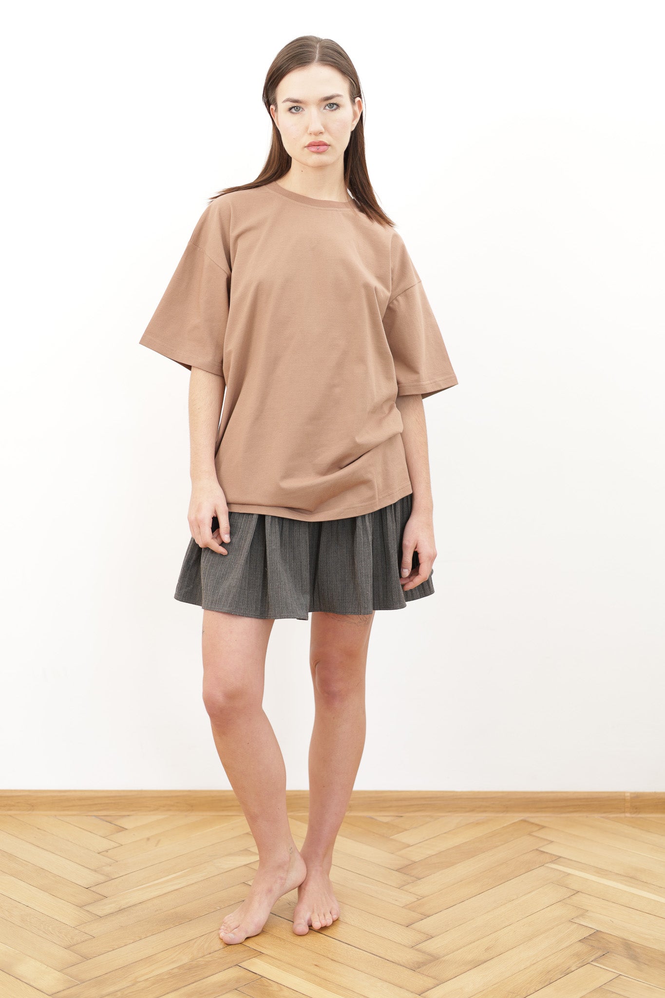 T-shirt john_caramel_01