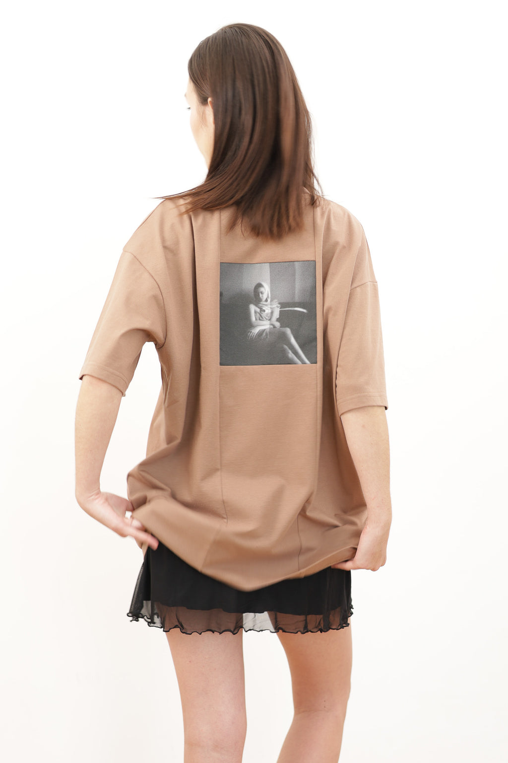 T-shirt john_caramel_02